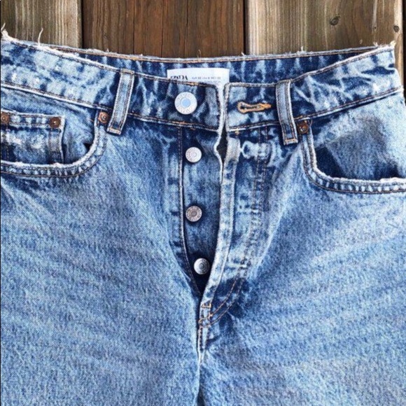 Zara button fly mom jeans . Worn once - Picture 3 of 3